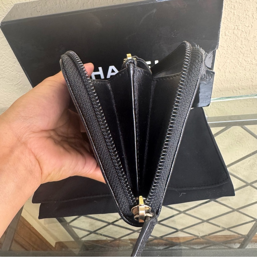 CHANEL Black Quilted Caviar Leather Boy Long Zipped Wallet - Picture 12 of 13